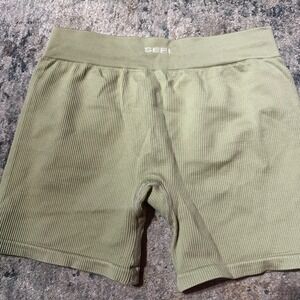 SEAMLESS Ribbed Bike Shorts Sage Green High Waisted Athleisure Workout M